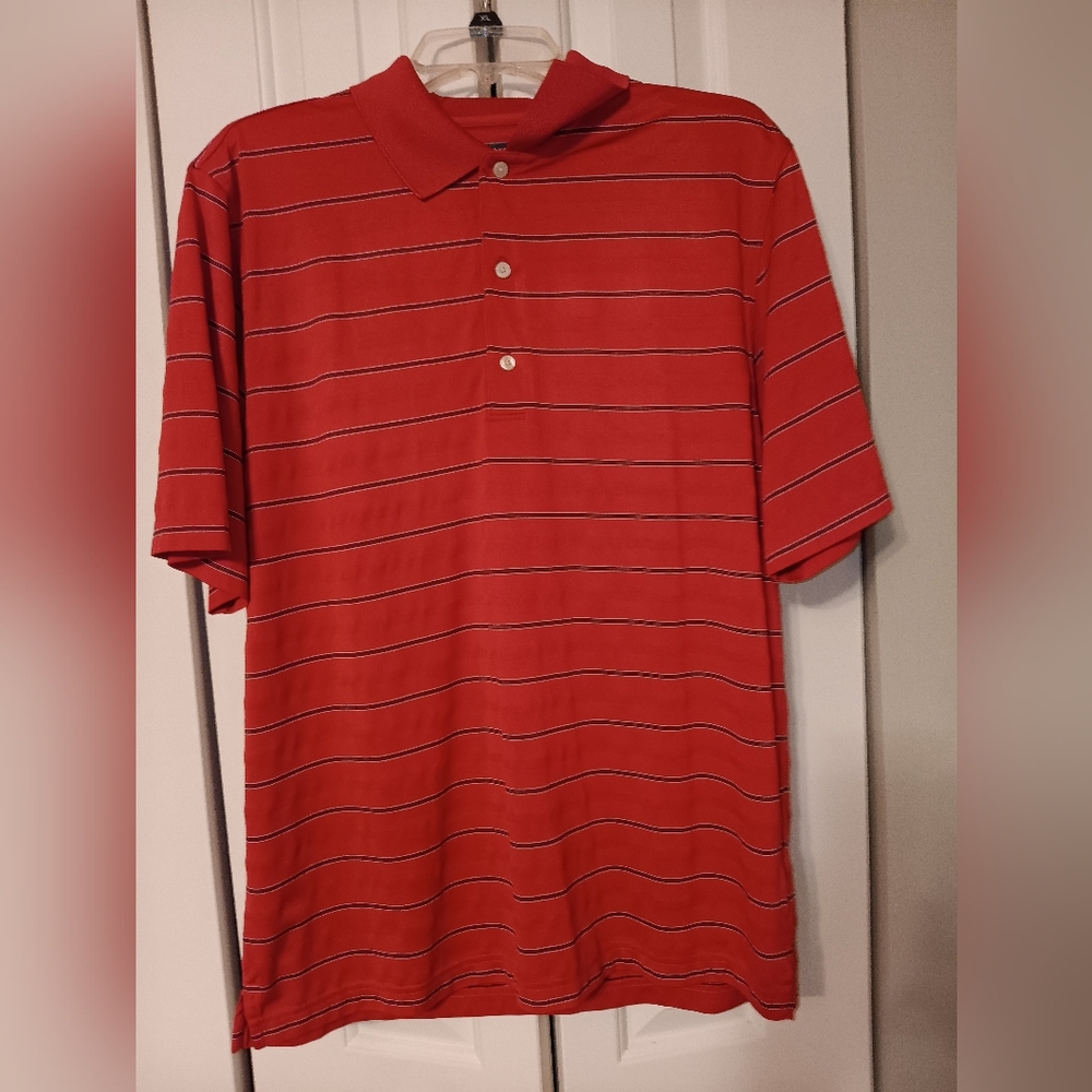 Medium Greg Norman Play Dry shirt